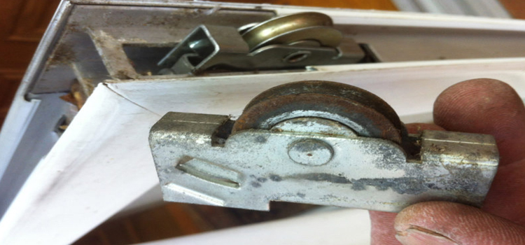 screen door roller repair in San Marino